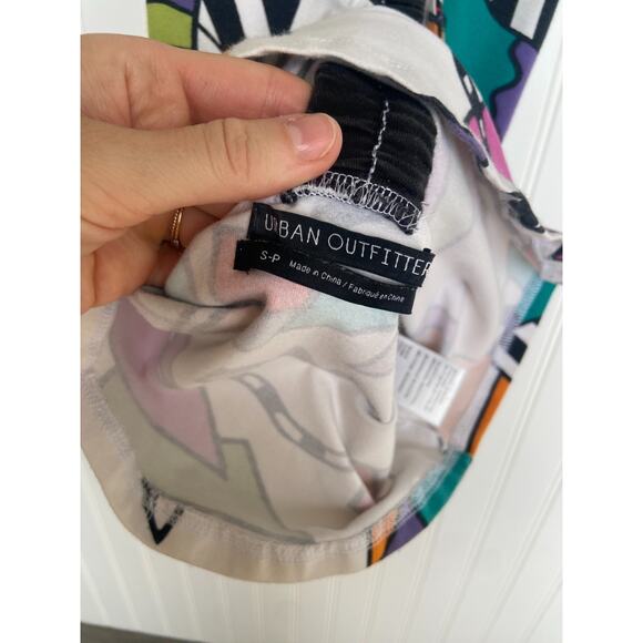 Urban Outfitters Women's S Geometric 80s Retro Cropped Tank Top Multicolor - Picture 3 of 5